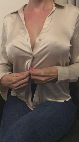 Enough for you to get boner? : video clip