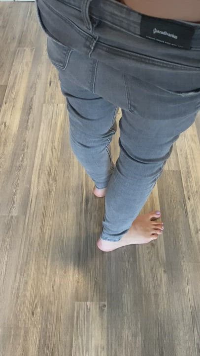 Those problems when you have a thick ass🤷🏻‍♀️ : video clip
