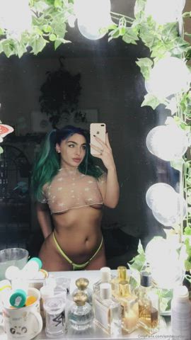 Emⓘly Rⓘnⓐⓤdo : video clip