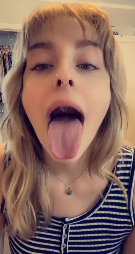tell me you like my small, pale titties? 💖 : video clip
