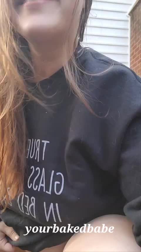 Don't tell anyone that I showed you : video clip