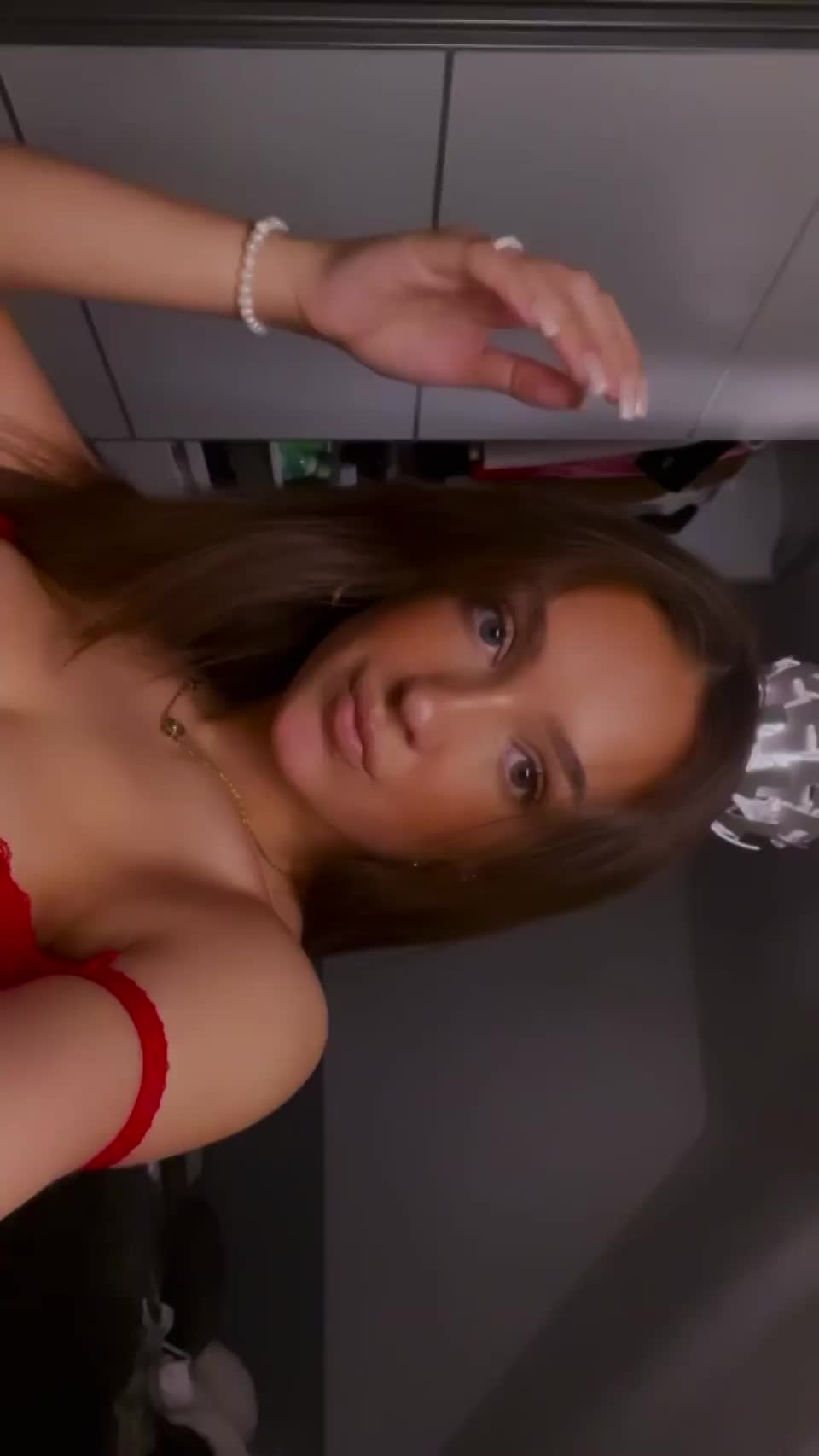 Train my titties how to take daddy's dick : video clip