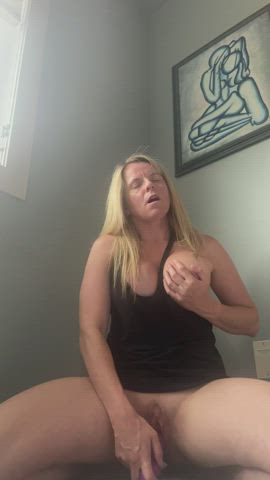 even milf's need to fufill their urges... : video clip