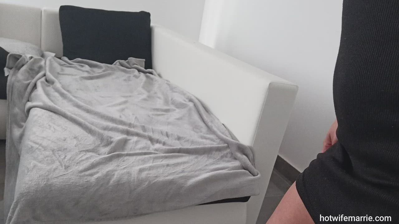 Toy in my anal : video clip