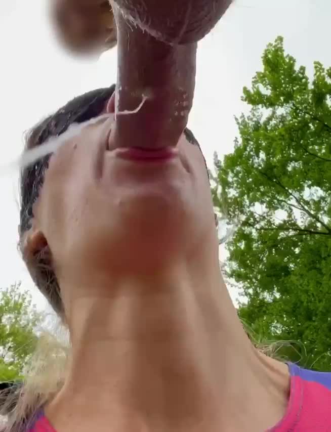 I'm that friend that will let you fuck my face to cheer you up 🤷‍♀️ : video clip
