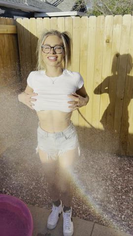 You should see it wet (: : video clip