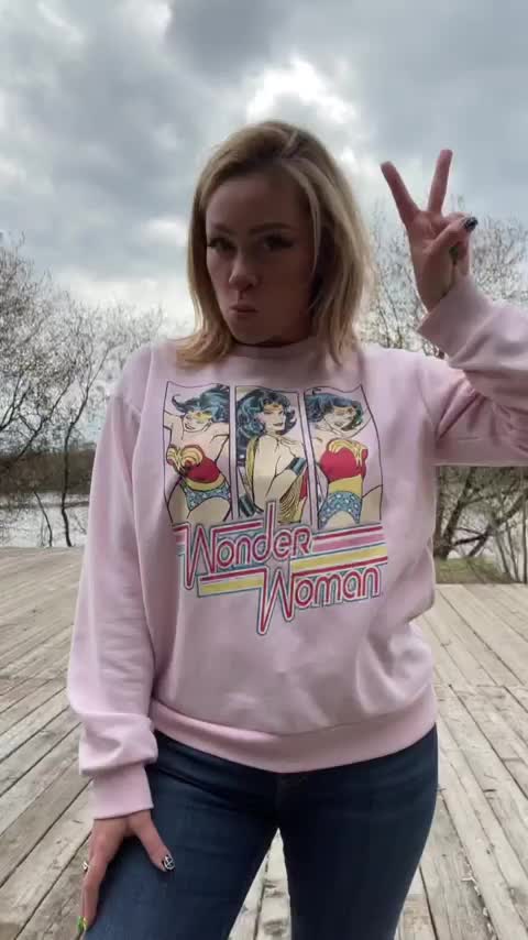 Some bouncing boobs special for u daddy : video clip