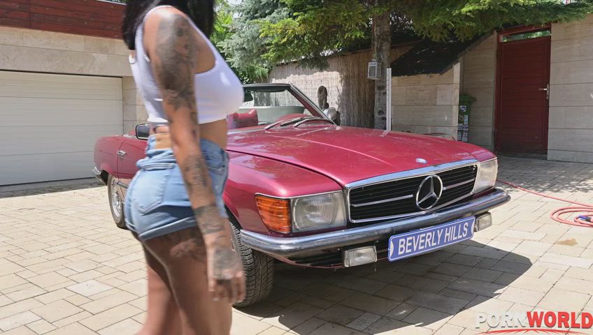 Car Wash And Fuck : video clip