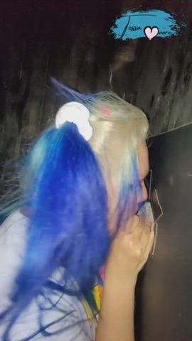 LISTEN to her pull his nut out 🤯 : video clip