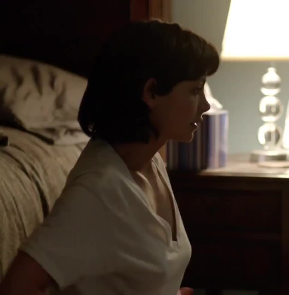 Morena Baccarin In ‘Homeland’ : video clip