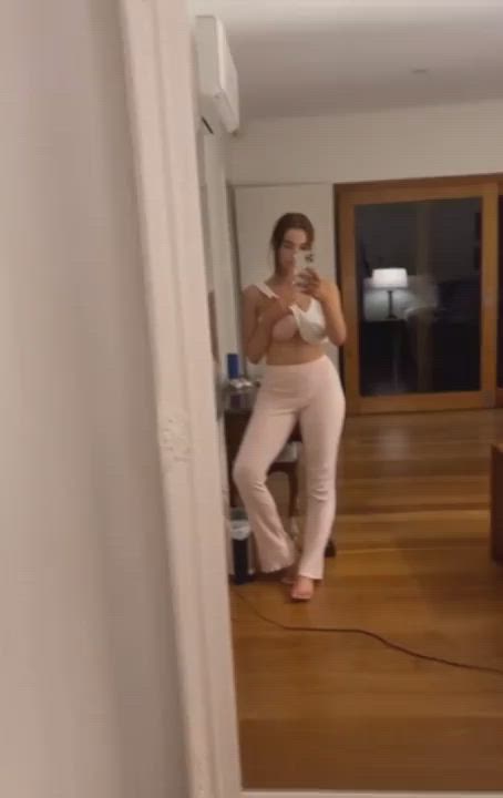 Terrific Tits : video clip
