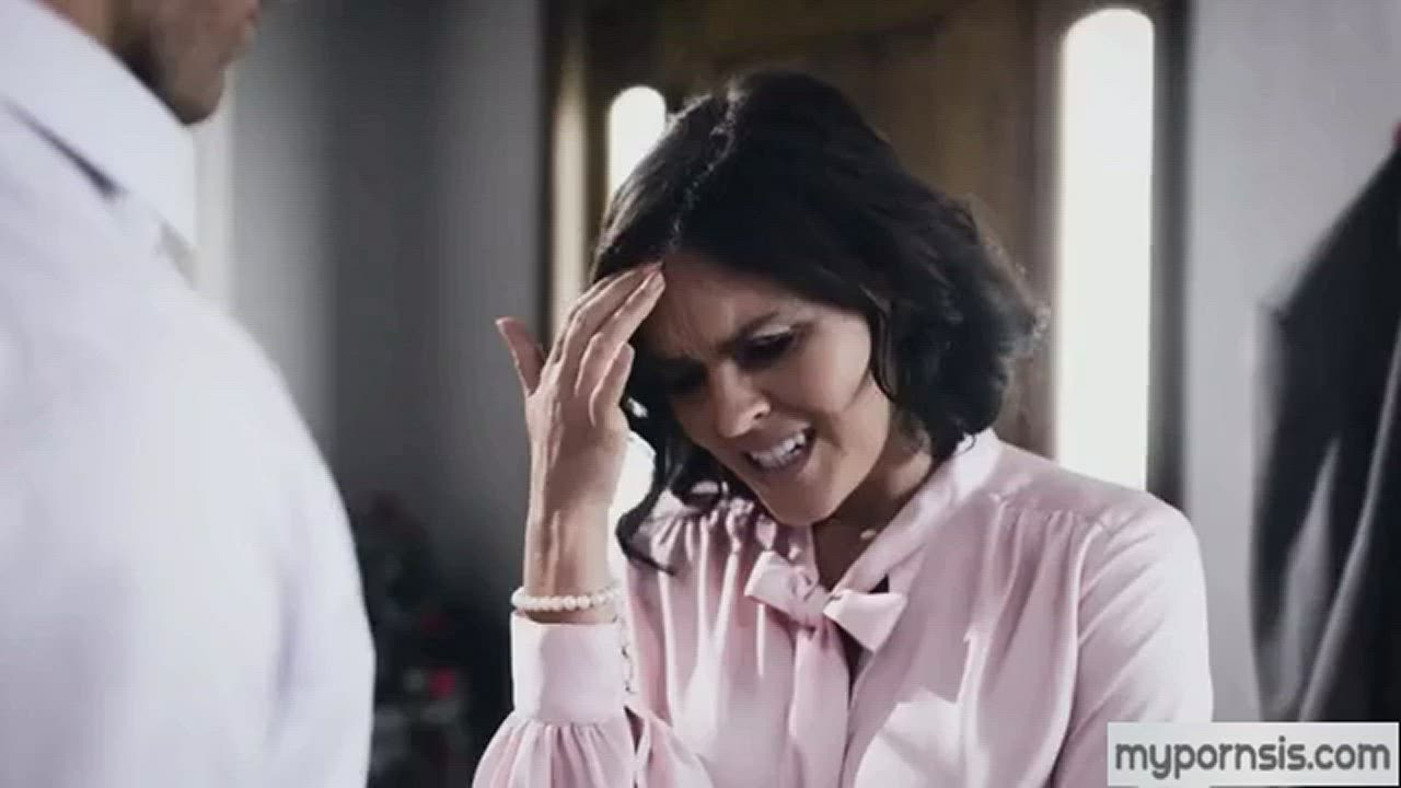 It's Our Daughter ! : video clip