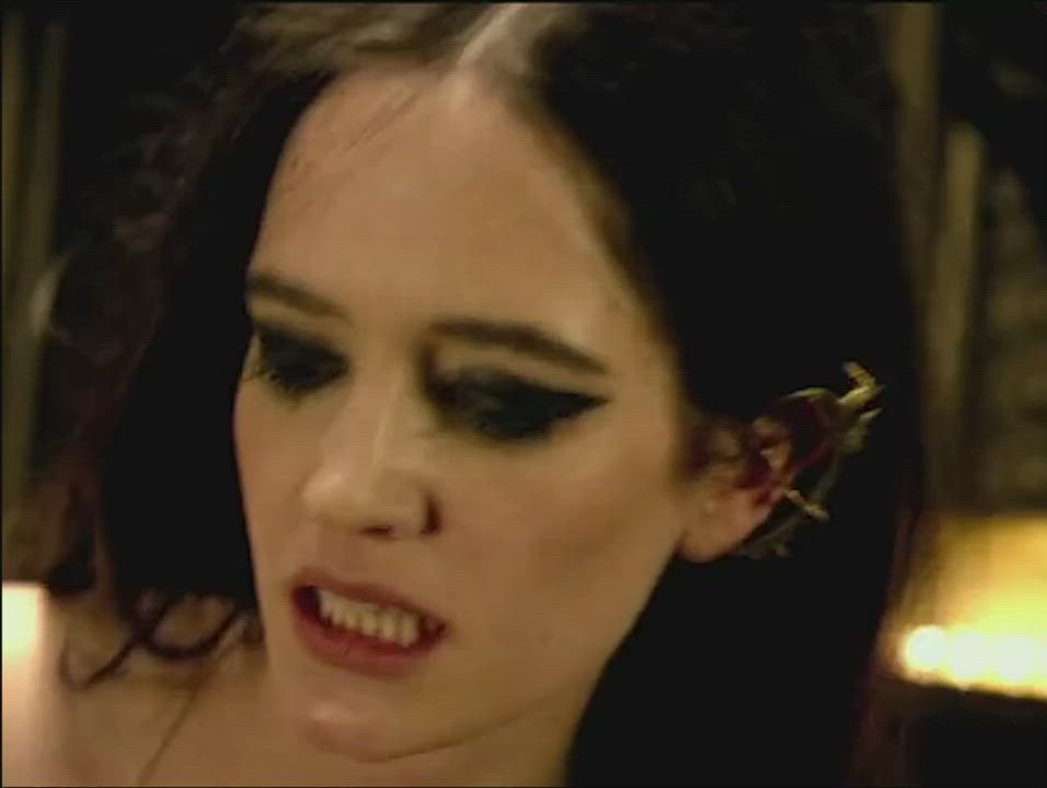 Eva Green 😍Riding the finest milf in the world 🔥look at her boobs and pink nipples damn she is so hot and dominant : video clip
