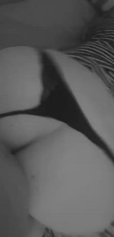 I Need a BIGGER cock🍆💦 : video clip