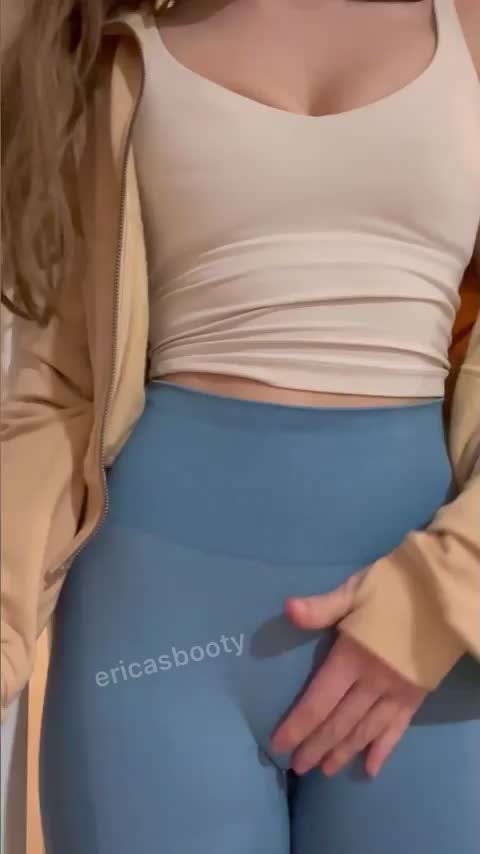 goodmorning 🥰 your breakfast is served! : video clip