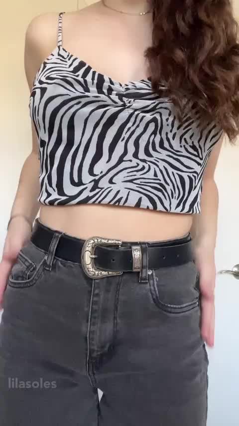 Surprise! I have some nice pale boobs hiding under this shirt : video clip