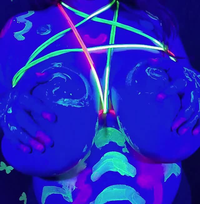 Aaaaand we're back. : video clip