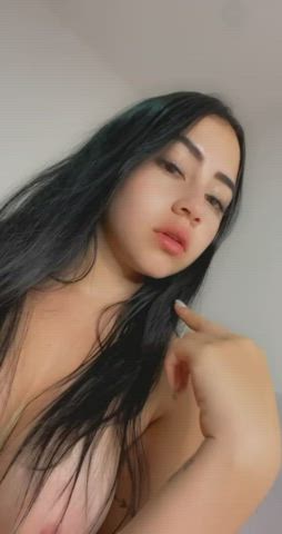 I love showing off my 19yo body : video clip
