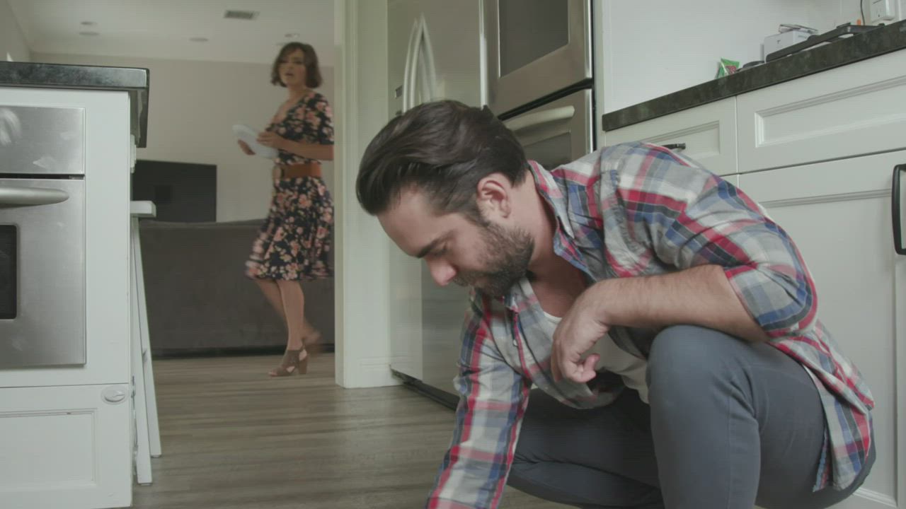 Please provide a sauce (urgent!) : video clip