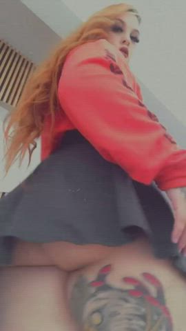 Let me sit on your face rn : video clip