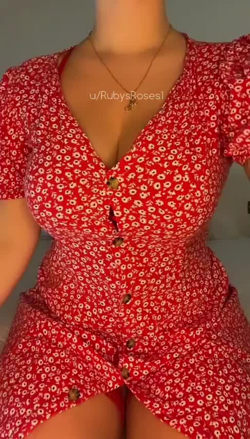 Thick thighs > everything : video clip