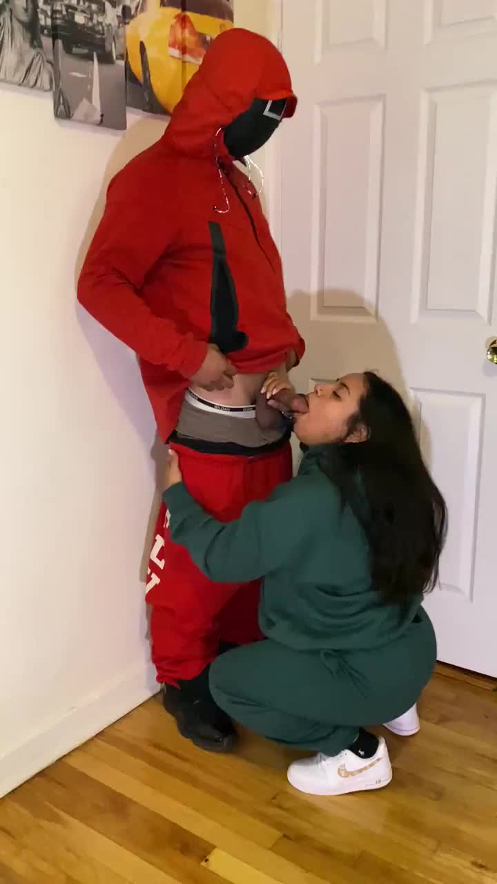 We were in the middle of our Squid Games cosplay and I got super horny : video clip