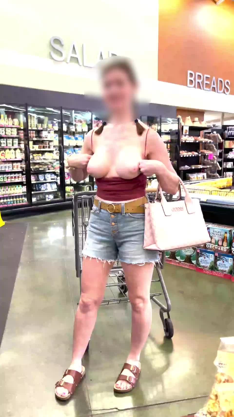 Always on the hunt for the biggest one I can find : video clip