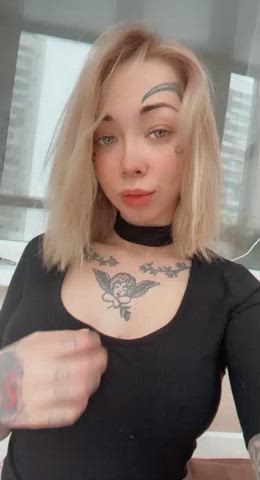 Good morning. I would like to see your cock in my mouth : video clip