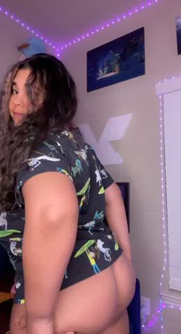 This is me trying to convince you to get me bred : video clip