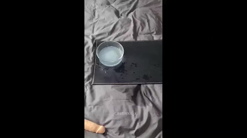 Would you like to see me catch my squirt? : video clip