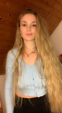Ever thought you'll see rapunzel being so sexy : video clip