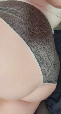 laying here wishing I had someones head on my ass : video clip