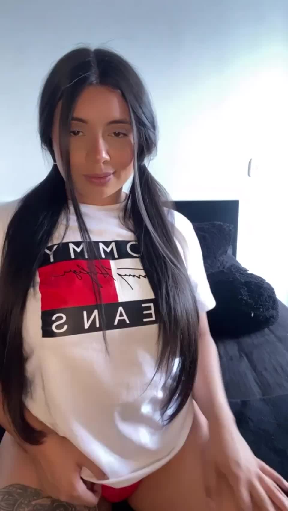 I hope I fit in your adorable standards! : video clip