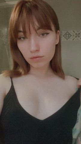 I’m feeling better without this top : video clip