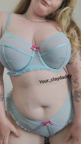 I hope that I'm your kind of woman 💋 : video clip