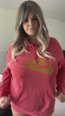 Curves like mine are made to be shared, right? : video clip
