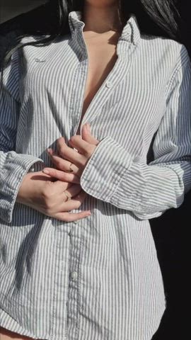 Mind if I wear your shirt in the morning after? : video clip