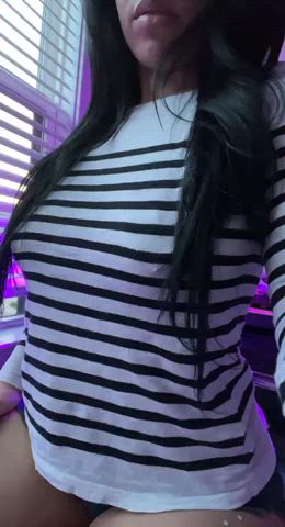 5’ 1” with some big titties : video clip