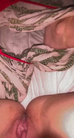 Got my pussy nice and wet so you can slip right in and load me up : video clip