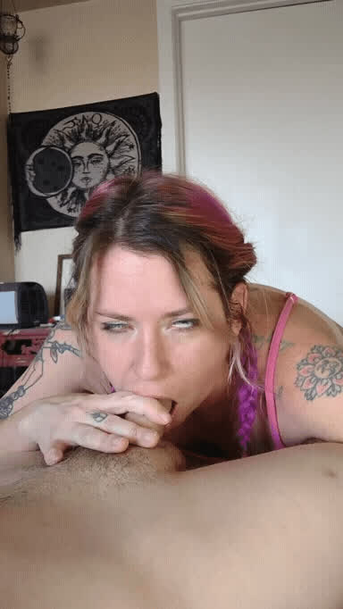 Gag, slap, suck, repeat : video clip