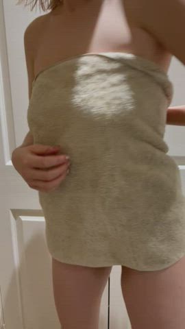 Put another one in me and watch my boobs grow : video clip