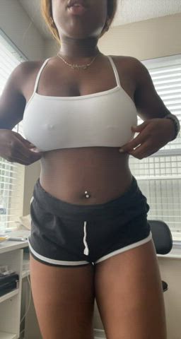 5' with big titties : video clip