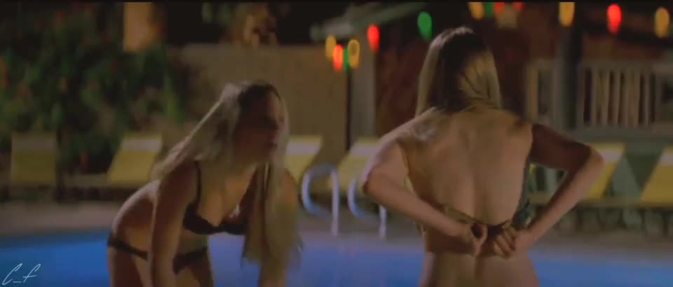 Amanda Seyfried And Amber Heard : video clip