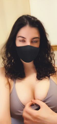Name the first 3 things u wanna do to my tits : video clip