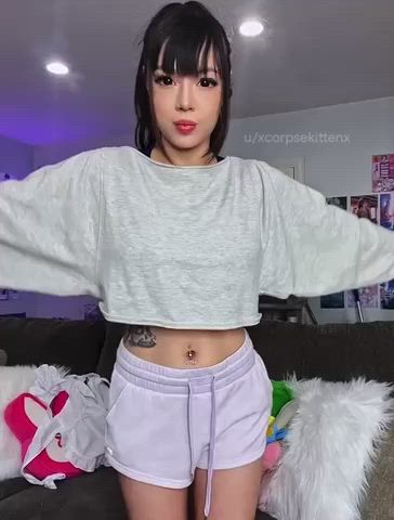 No one irl knows my boobs are this big : video clip