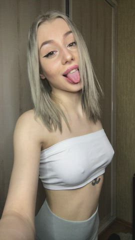 I hope my boobs will make your day : video clip
