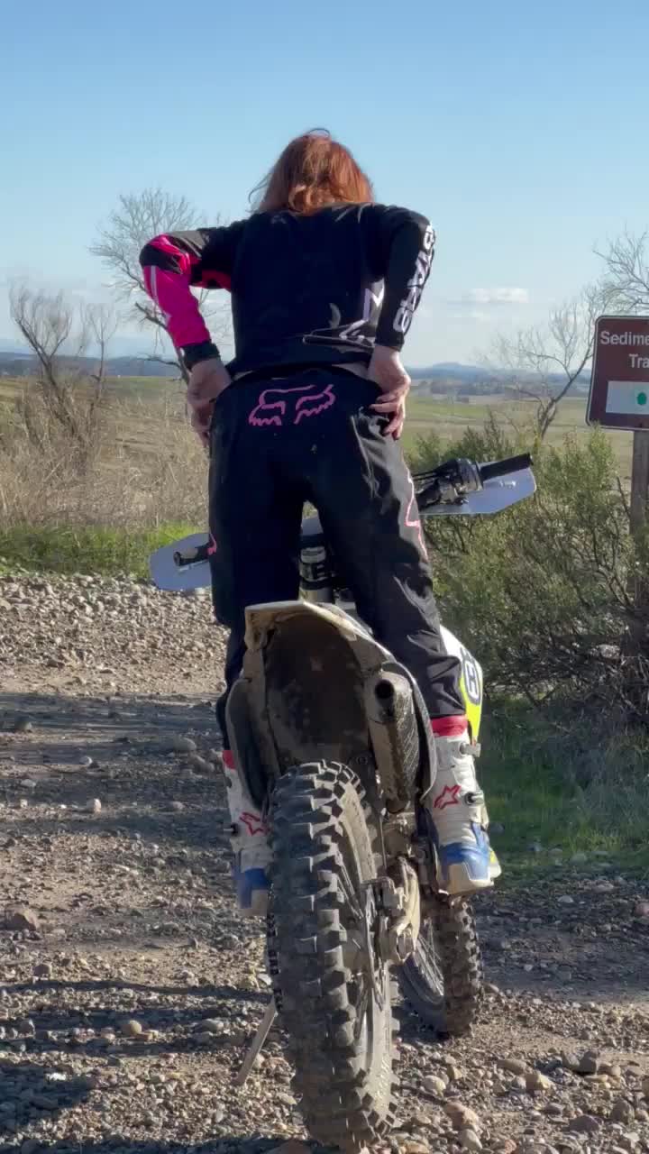 Flashing my booty on the public trails. [GIF] : video clip