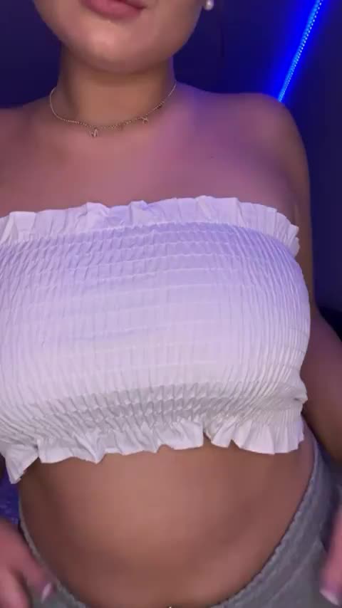 I need your head between my tits : video clip