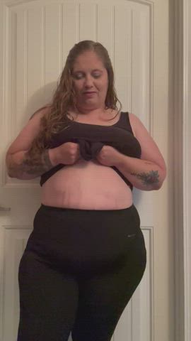 New to the whole titty drop craze. I hope I have it justice 😀 : video clip