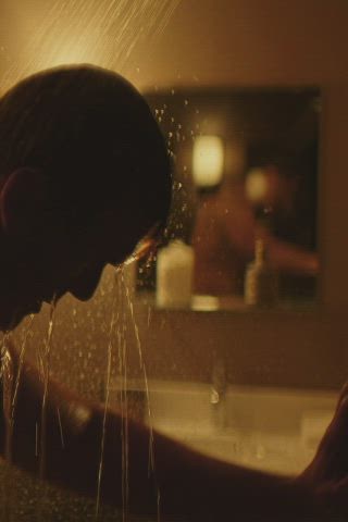 Willa Fitzgerald : video clip